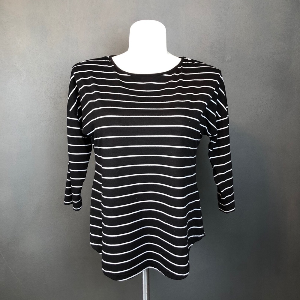 Riders by Lee Black Stiped Top M